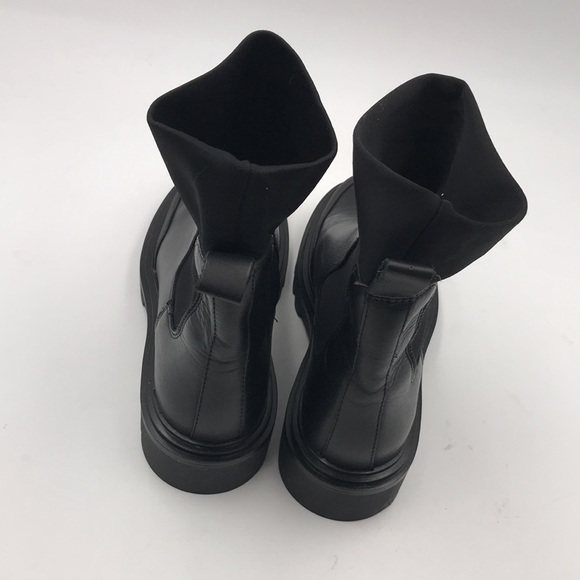 Bootlegger Black Leather Leather Elastic Chelsea Booties - Picture 7 of 7
